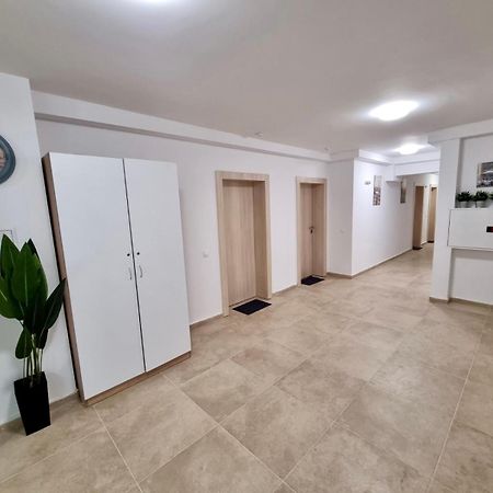 Best Family Apartments & Private Parking Sofia Buitenkant foto